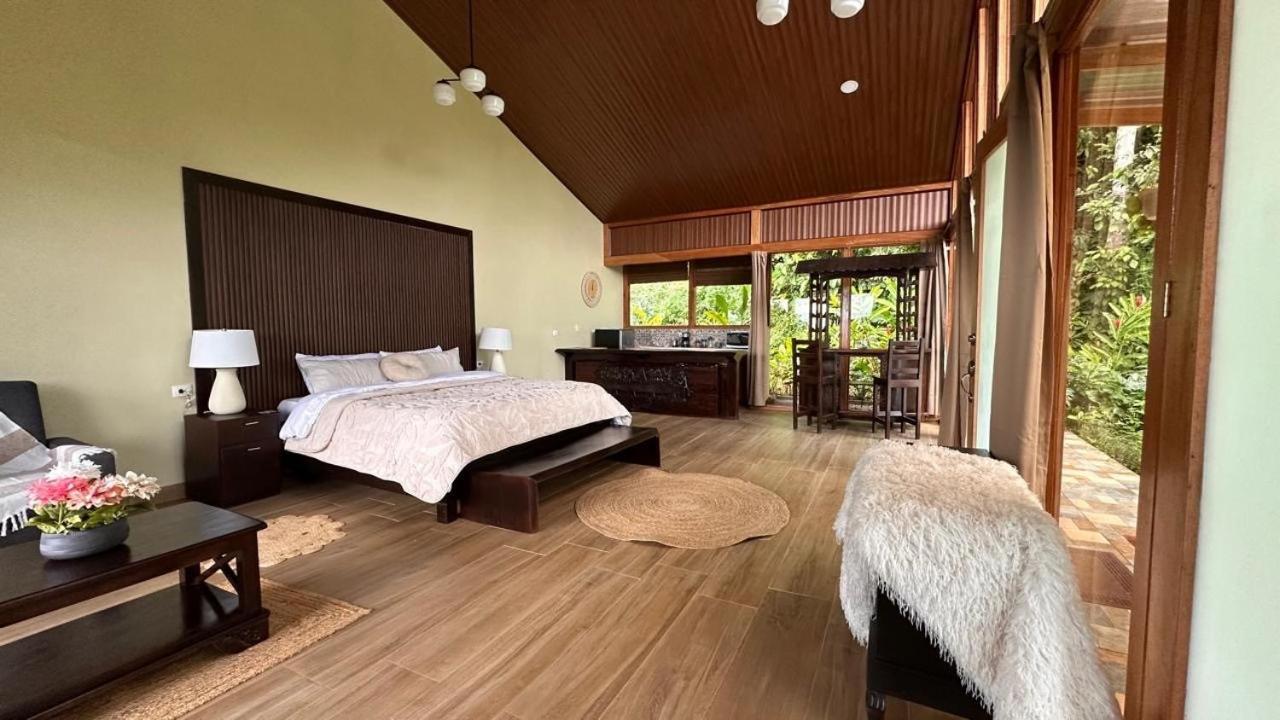 Ara Ambigua Lodge Sarapiquí Exteriör bild